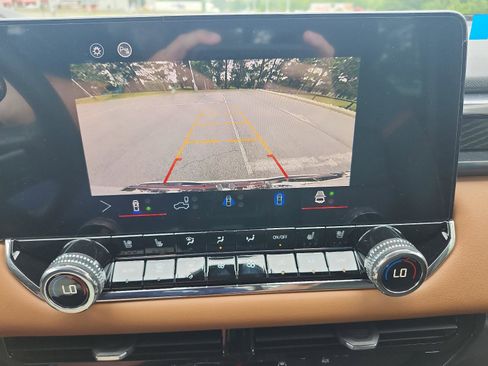 New 2025 GMC Canyon AT4 w/ Nightfall Edition image 12