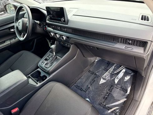 Used 2023 Honda CR-V LX image 13