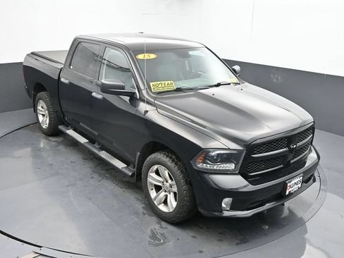 Used 2015 RAM 1500 Express AWD/4WD image 15