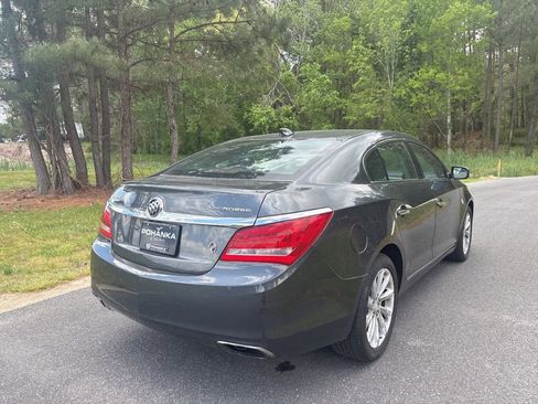 Used 2016 Buick LaCrosse image 5