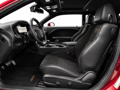 Used 2020 Dodge Challenger R/T RWD image 10