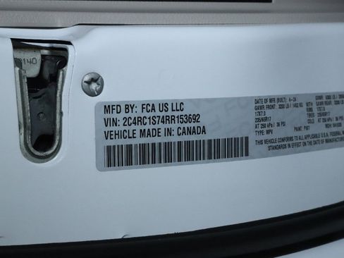 Used 2024 Chrysler Pacifica Select image 19