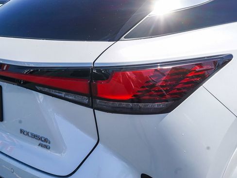 Used 2024 Lexus RX 350 w/ Convenience Package image 7