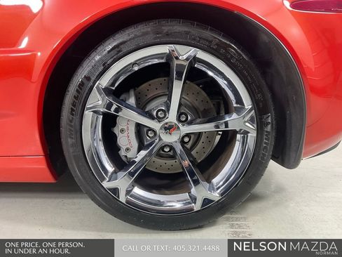 Used 2012 Chevrolet Corvette Grand Sport w/ 3LT Preferred Equipment Group RWD image 10