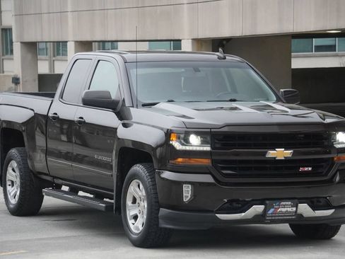 Used 2018 Chevrolet Silverado 1500 LT w/ All Star Edition AWD/4WD image 15