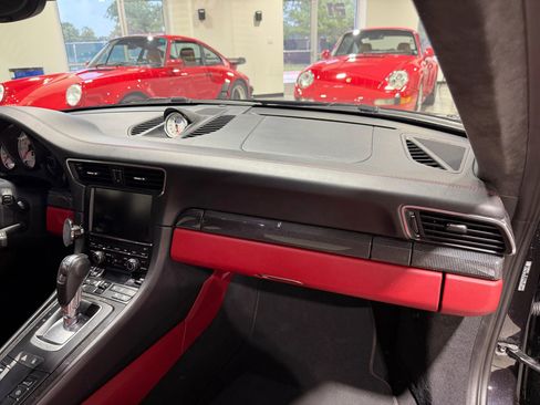 Used 2014 Porsche 911 Turbo S AWD/4WD image 57