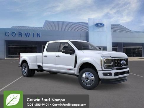 New 2026 Ford F450 Platinum w/ FX4 Off-Road Package image 1