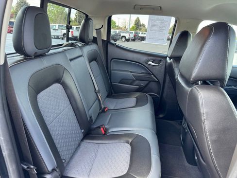 Used 2020 Chevrolet Colorado Z71 AWD/4WD image 27