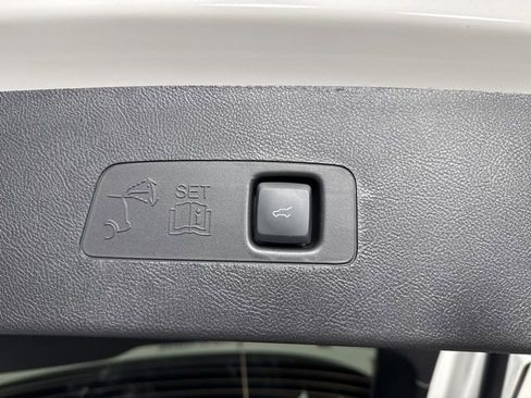 New 2026 Lincoln Corsair Premiere image 27