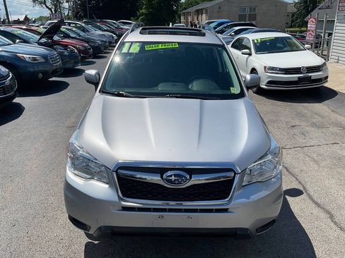 Used 2016 Subaru Forester 2.5i Premium w/ All-Weather Package AWD/4WD image 4