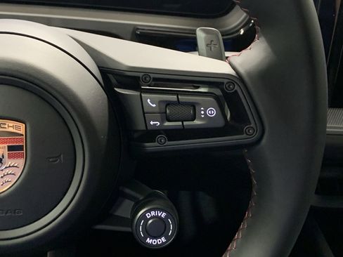 New 2026 Porsche Cayenne Coupe image 18