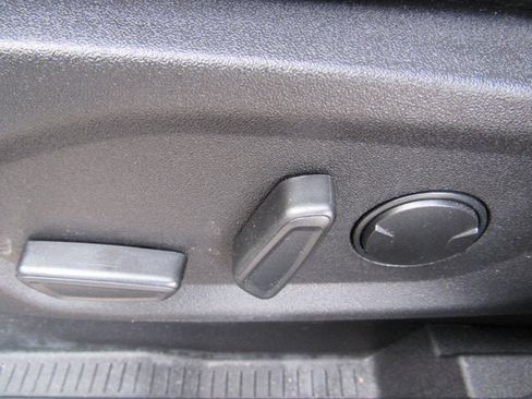 Used 2024 Ford Edge SEL w/ Convenience Package AWD/4WD image 10