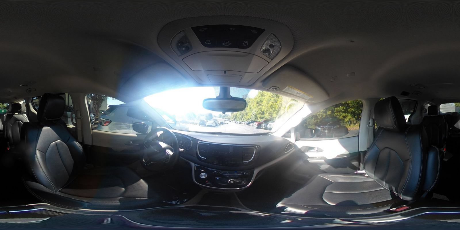 Used 2024 Chrysler Pacifica Touring-L FWD image 41