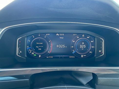 Used 2021 Volkswagen Tiguan SEL image 15