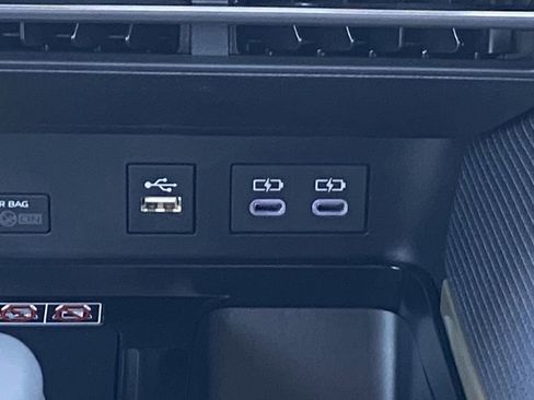 Certified 2026 Toyota Camry SE image 32