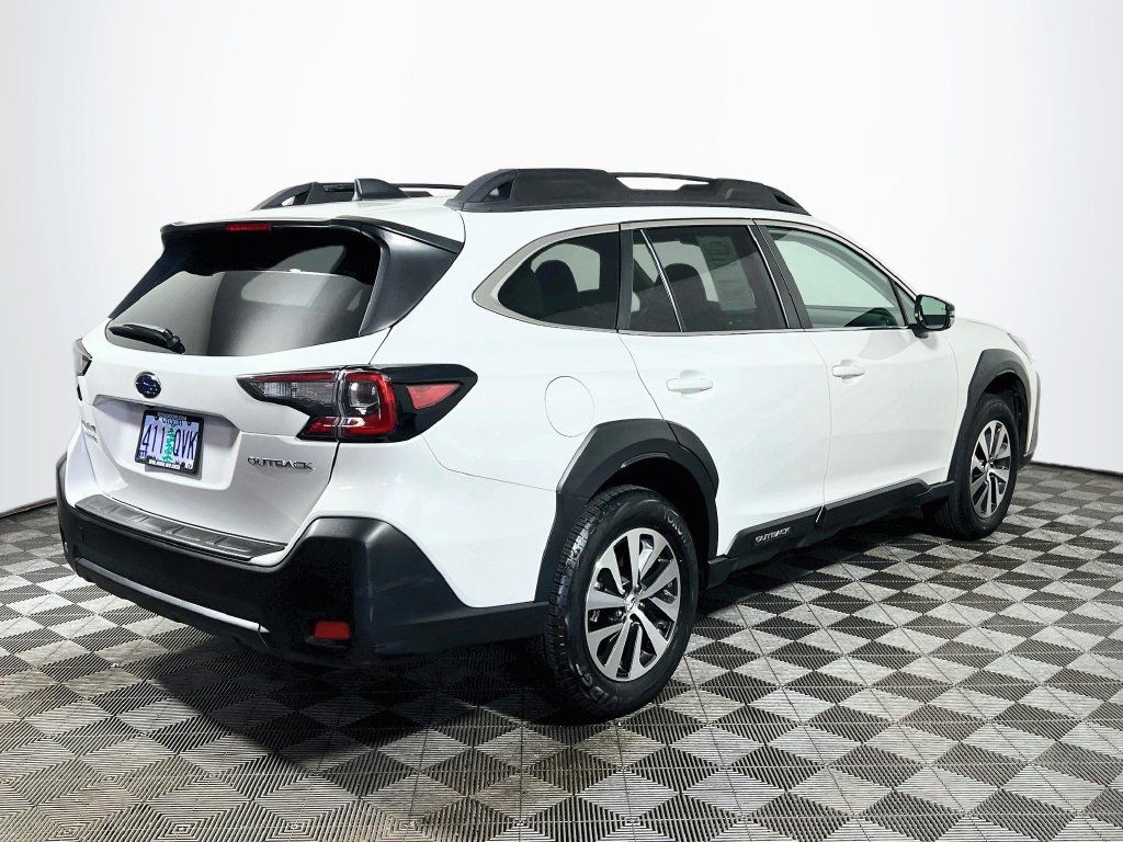 Certified 2025 Subaru Outback Premium w/ Popular Package #1A AWD/4WD image 7