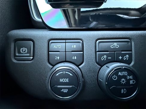 Used 2024 Chevrolet Silverado 1500 RST image 27