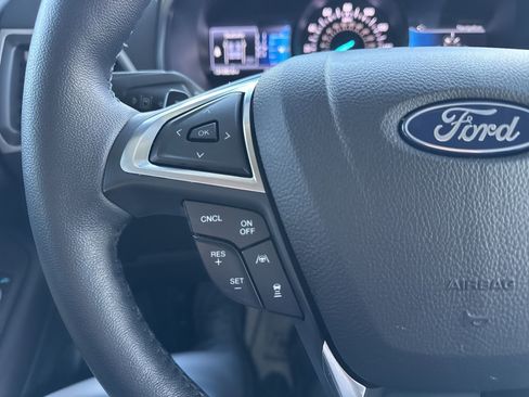 Certified 2023 Ford Edge SEL w/ Convenience Package image 28