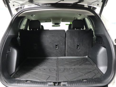 Used 2021 Ford Escape Titanium image 8