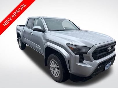 Used 2025 Toyota Tacoma SR5