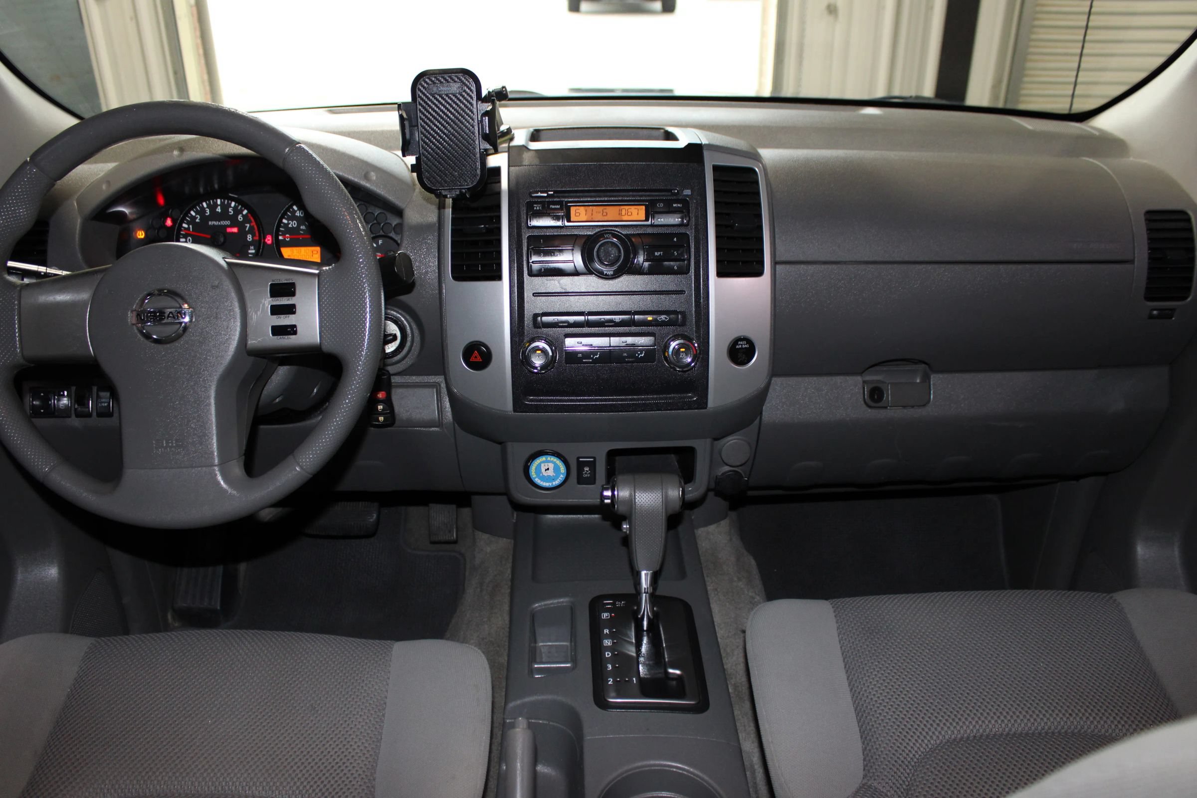 Used 2012 Nissan Frontier SV RWD image 13