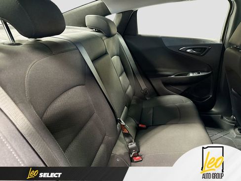 Used 2021 Chevrolet Malibu LT image 26