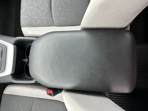 Used 2024 Toyota RAV4 XLE image 24