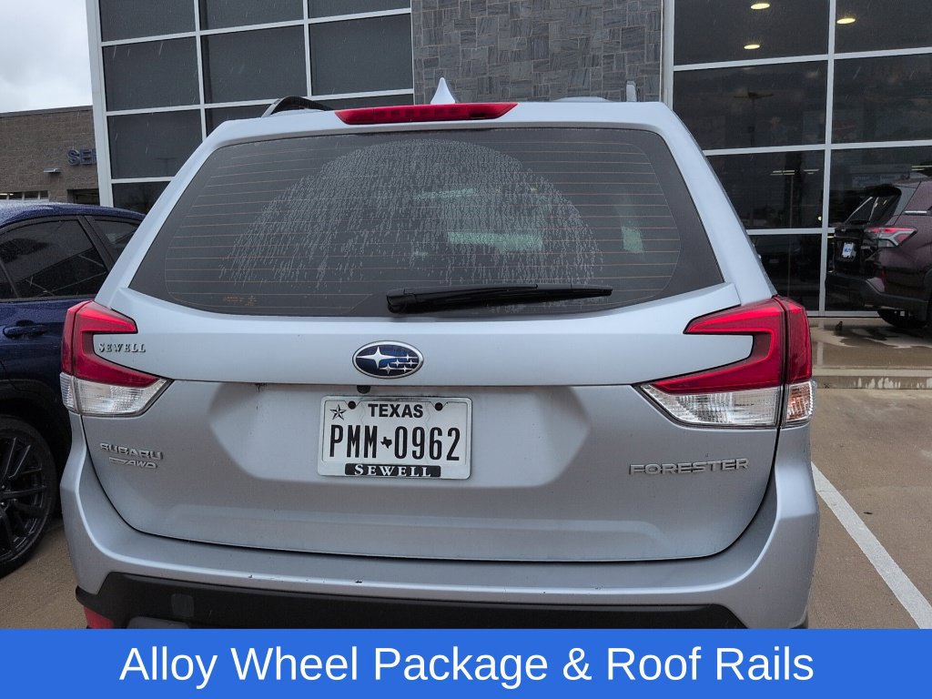Used 2021 Subaru Forester AWD/4WD image 2