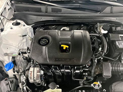 Used 2024 Kia Forte LXS image 40