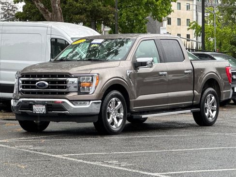 Certified 2022 Ford F150 Lariat RWD image 9