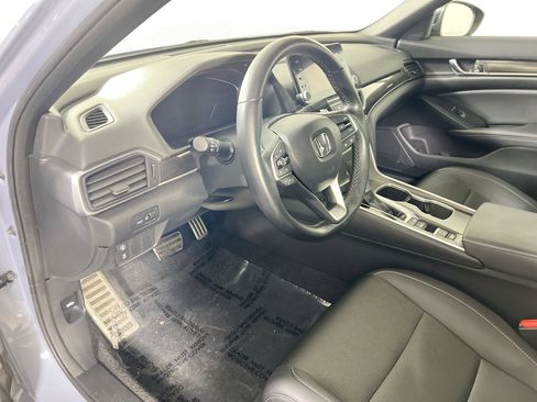 Used 2022 Honda Accord Sport image 9