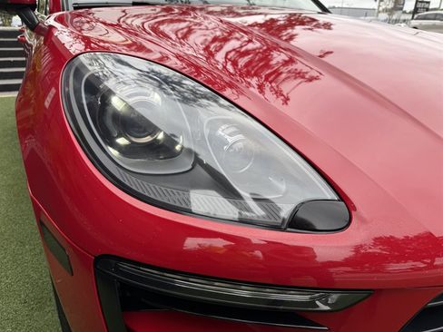 Used 2017 Porsche Macan GTS image 9