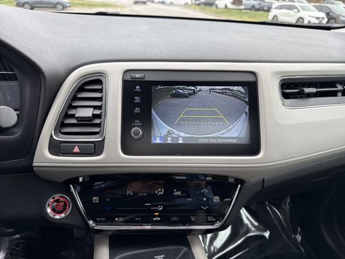 Used 2021 Honda HR-V EX-L image 25