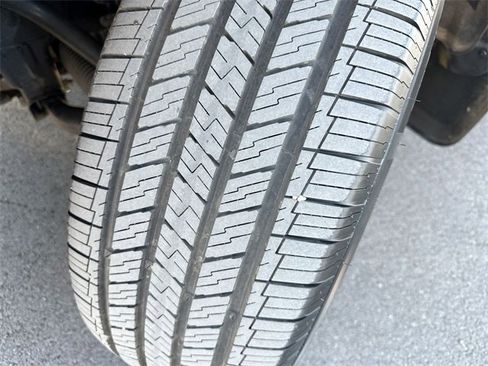 Used 2022 Chevrolet Colorado Z71 image 38