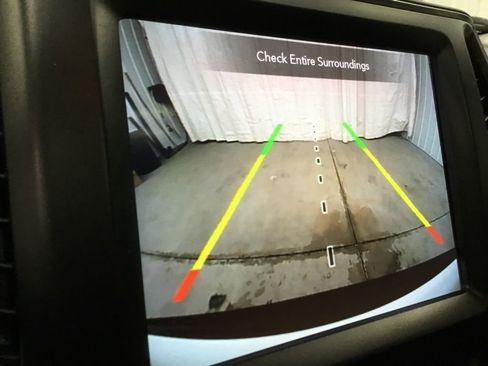 Used 2022 Jeep Cherokee Trailhawk w/ Sun, Sound & Nav Group image 11