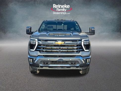 Used 2024 Chevrolet Silverado 2500 LTZ w/ LTZ Plus Package image 2