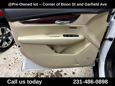 Used 2017 Cadillac XT5 Premium Luxury AWD/4WD image 15