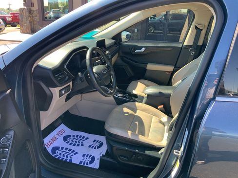 Used 2020 Ford Escape Titanium AWD/4WD image 10