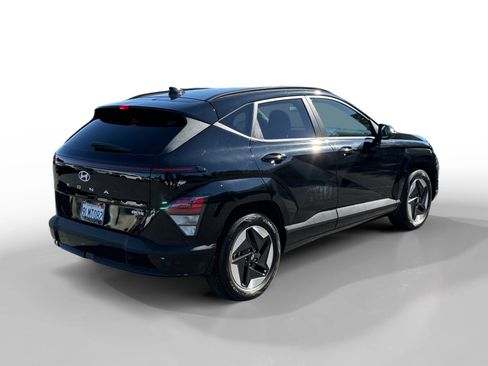 Used 2024 Hyundai Kona SEL FWD image 5