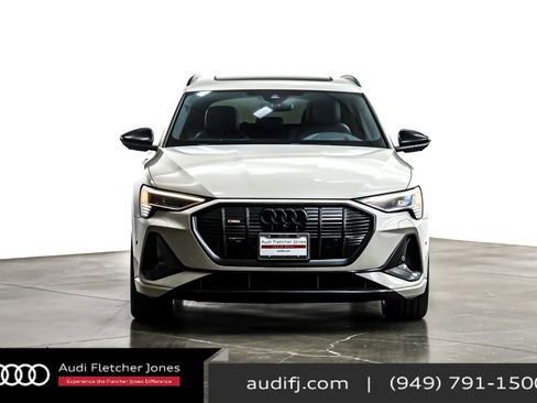 Used 2022 Audi e-tron Chronos w/ Chronos Package image 24