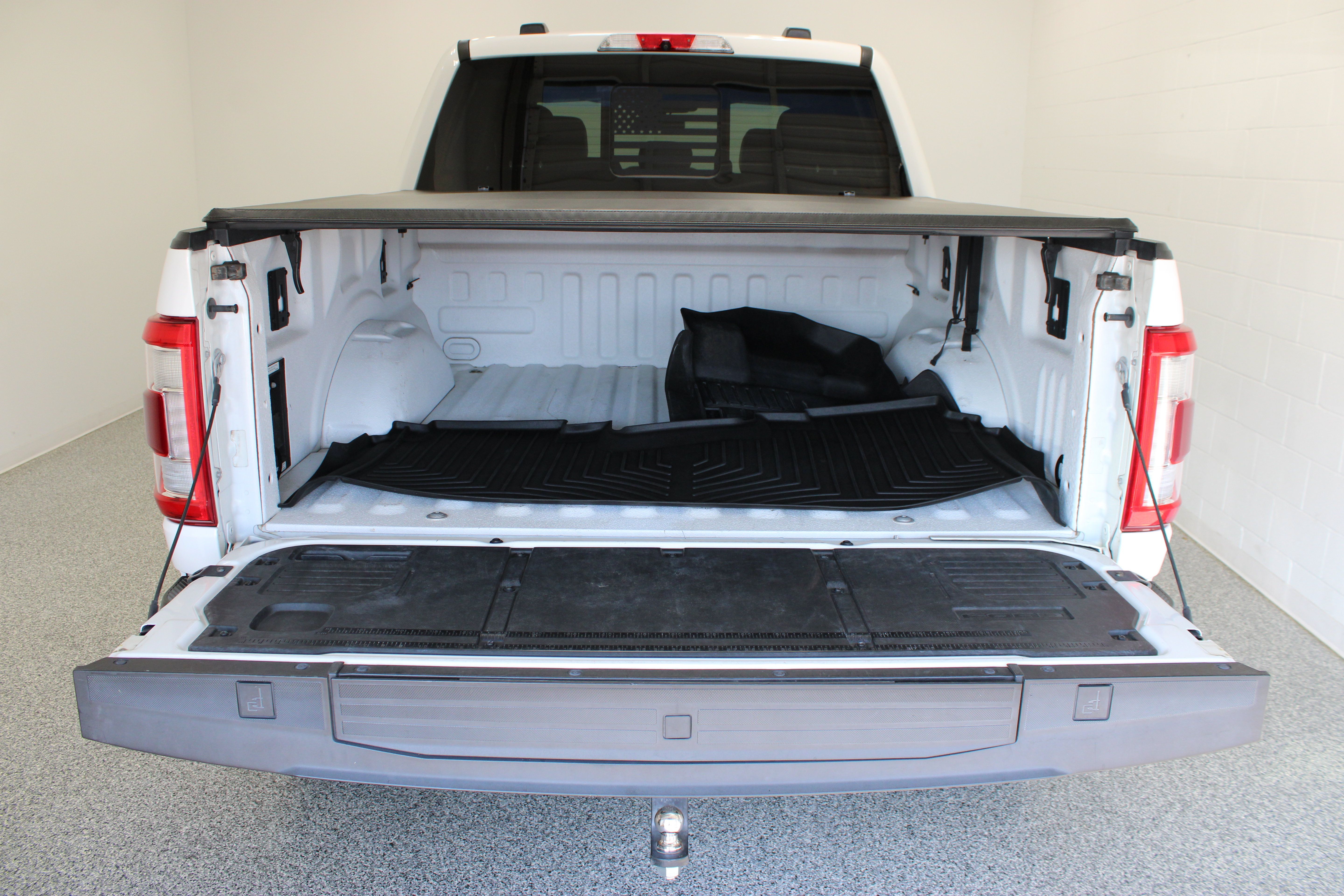 Used 2021 Ford F150 Limited AWD/4WD image 9