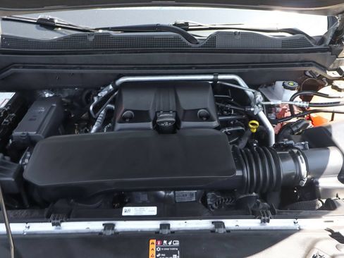 Used 2023 GMC Canyon Elevation w/ Elevation Premium Package RWD image 14