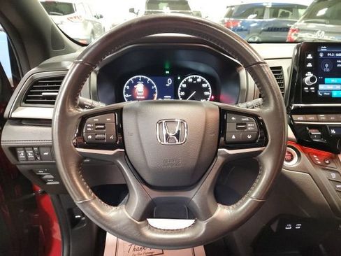 Used 2025 Honda Odyssey Sport-L image 18