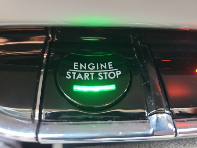 Certified 2023 Lincoln Nautilus AWD w/ Premium Package image 17
