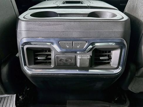 Used 2020 Chevrolet Silverado 2500 LTZ AWD/4WD image 21
