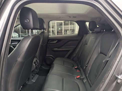 Used 2020 Jaguar F-PACE Premium image 14