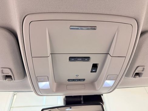 Used 2018 GMC Sierra 3500 Denali w/ Duramax Plus Package image 29