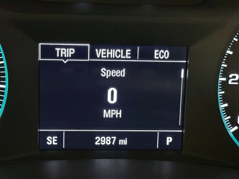 Used 2024 Chevrolet Equinox LS FWD image 6