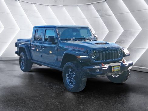 New 2026 Jeep Gladiator Mojave w/ Technology Group image 8