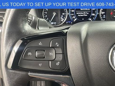 Used 2024 Buick Enclave Premium AWD/4WD image 25